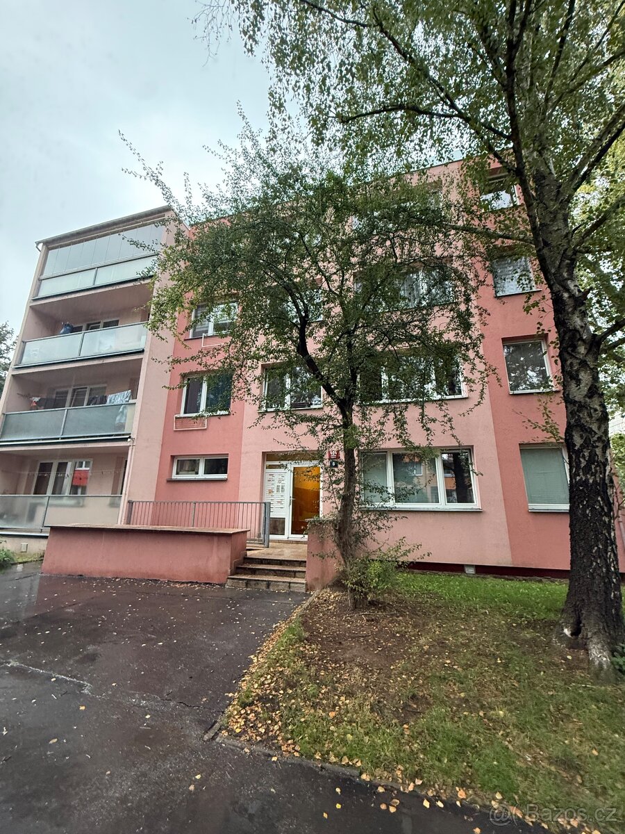 Pronájem bytu 3+kk 57 m² Verneřická, Praha - Střížkov