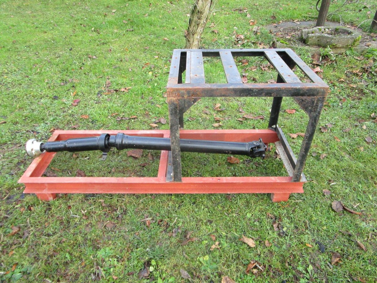 Díly na stavbu dom. traktoru.