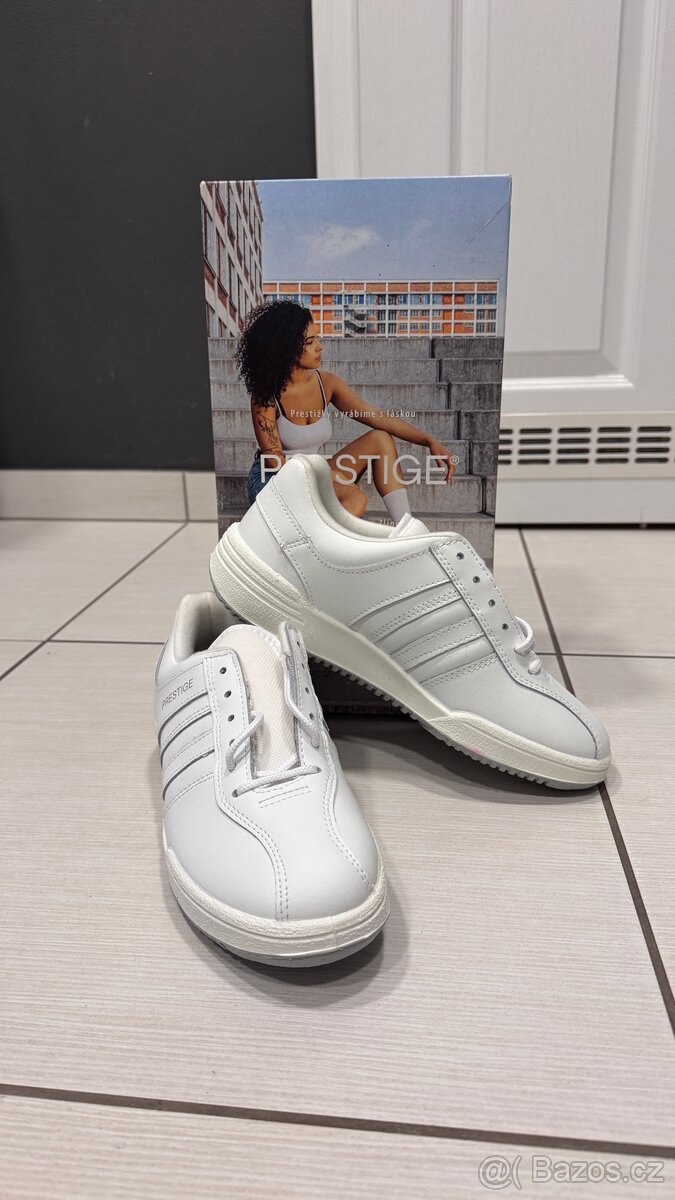 Nové dámské boty Prestige bílé velikost 39
