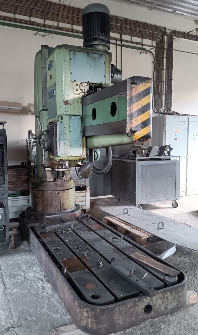 Otočná vrtačka VR6 A