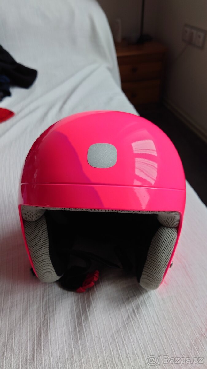 Helma Pocito skull fluorescent pink, XS - 51-54