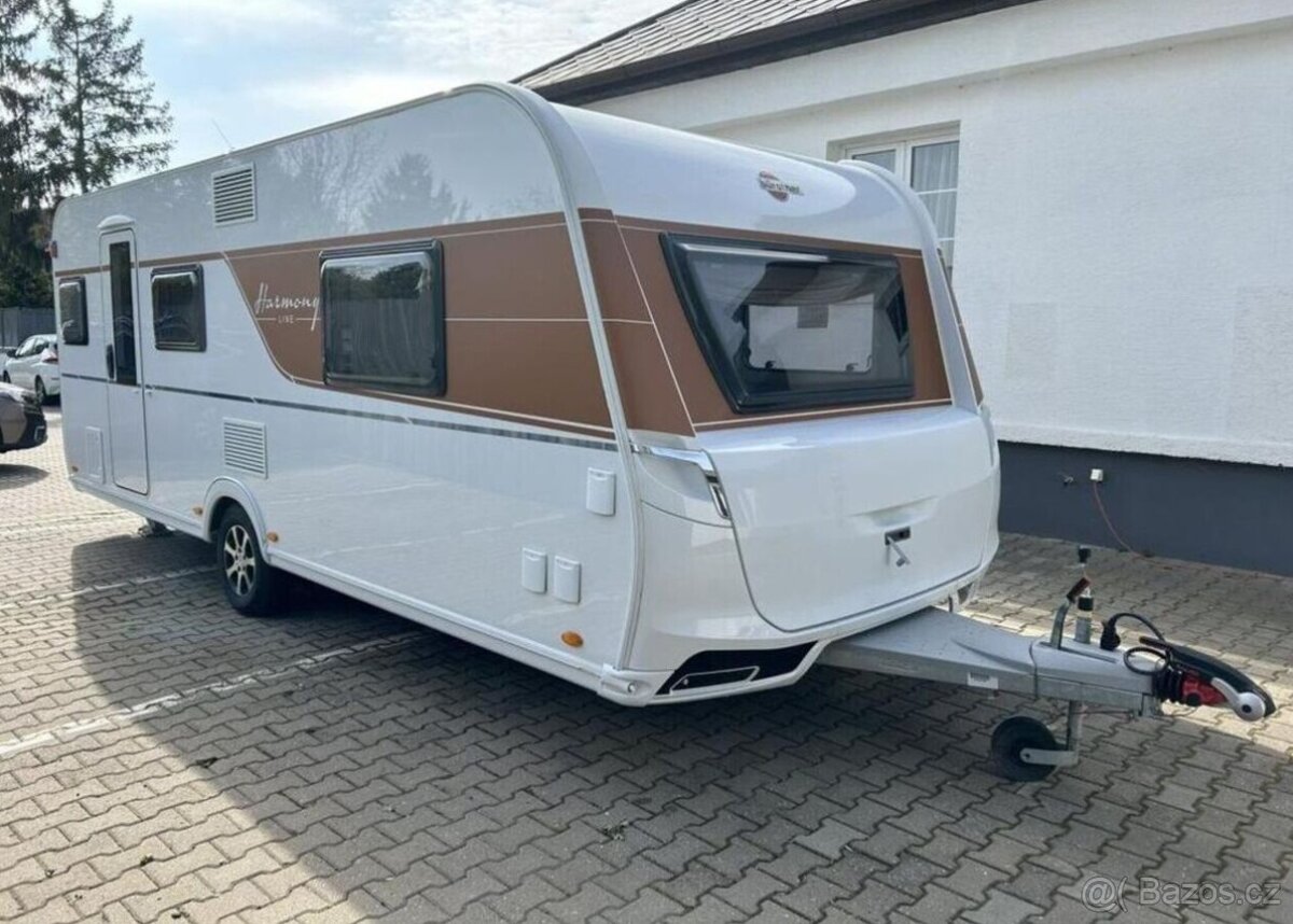 Bürstner AVERSO 560TK palandy nove