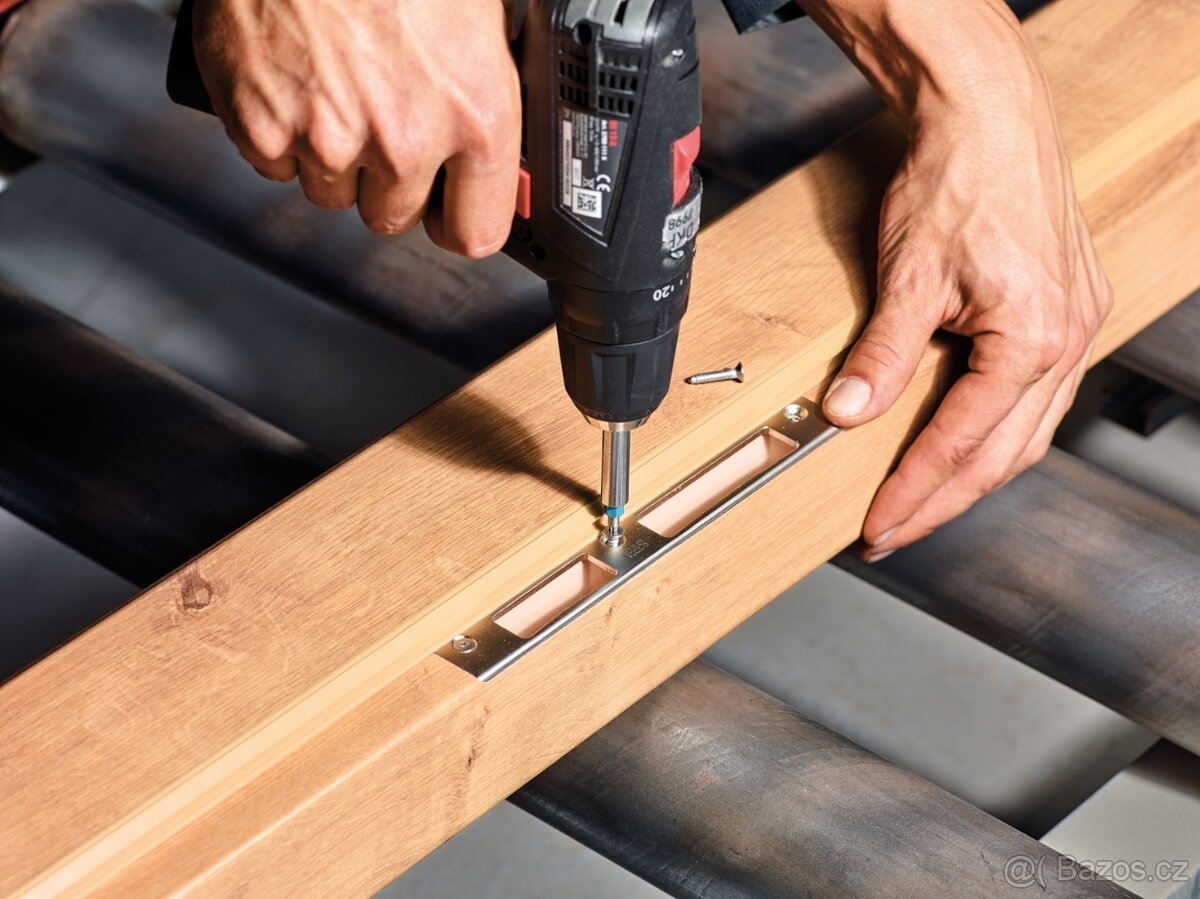 Montáž interiérových dveří a zárubní