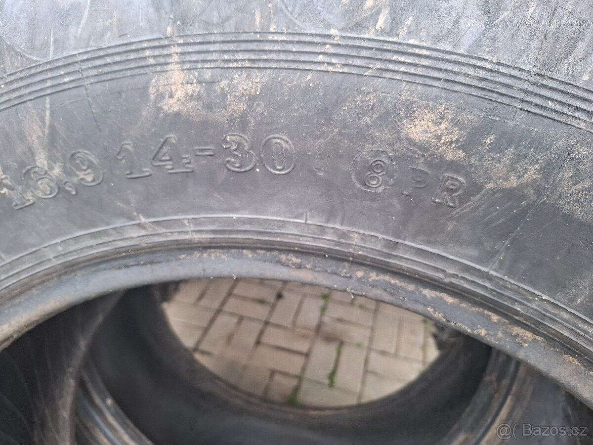 Pneu16/9 14-30