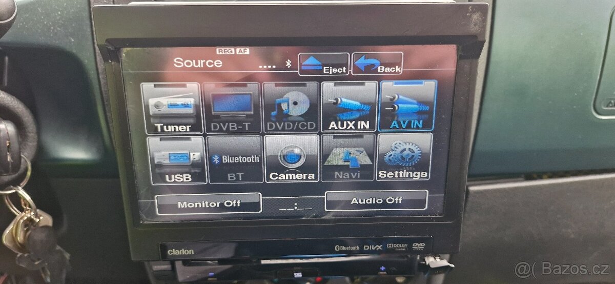 Clarion VZ 402E - autorádia s DVD