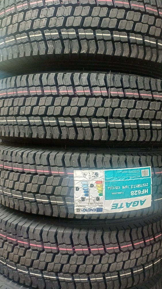 215/75 R17,5 135/133J HF628 Agate