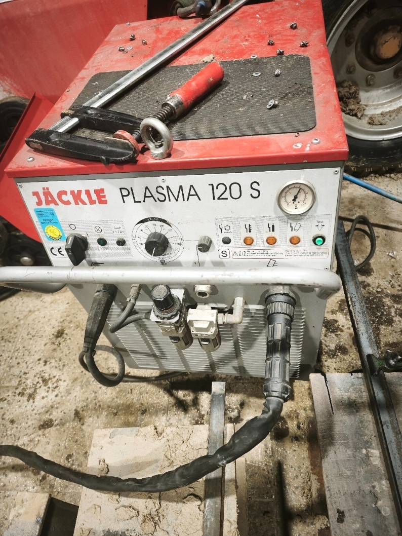 Jäckle Plasma 120S – plazmová řezačka na kov (na díly)