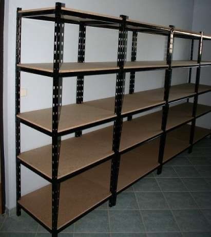 Kovové skladové regály – pevné, stabilní, různé velikosti, V