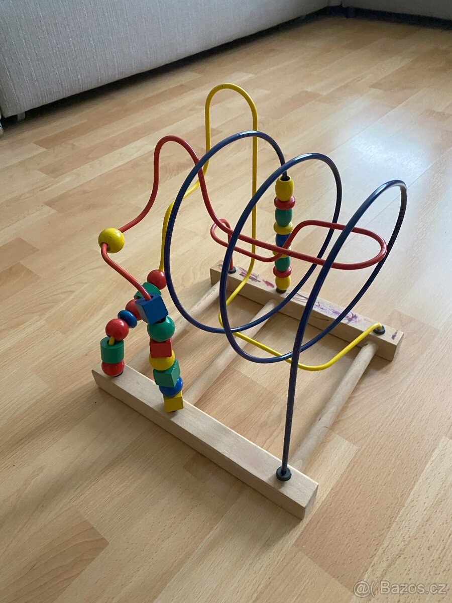 Hračka / skládačka pro nejmenší