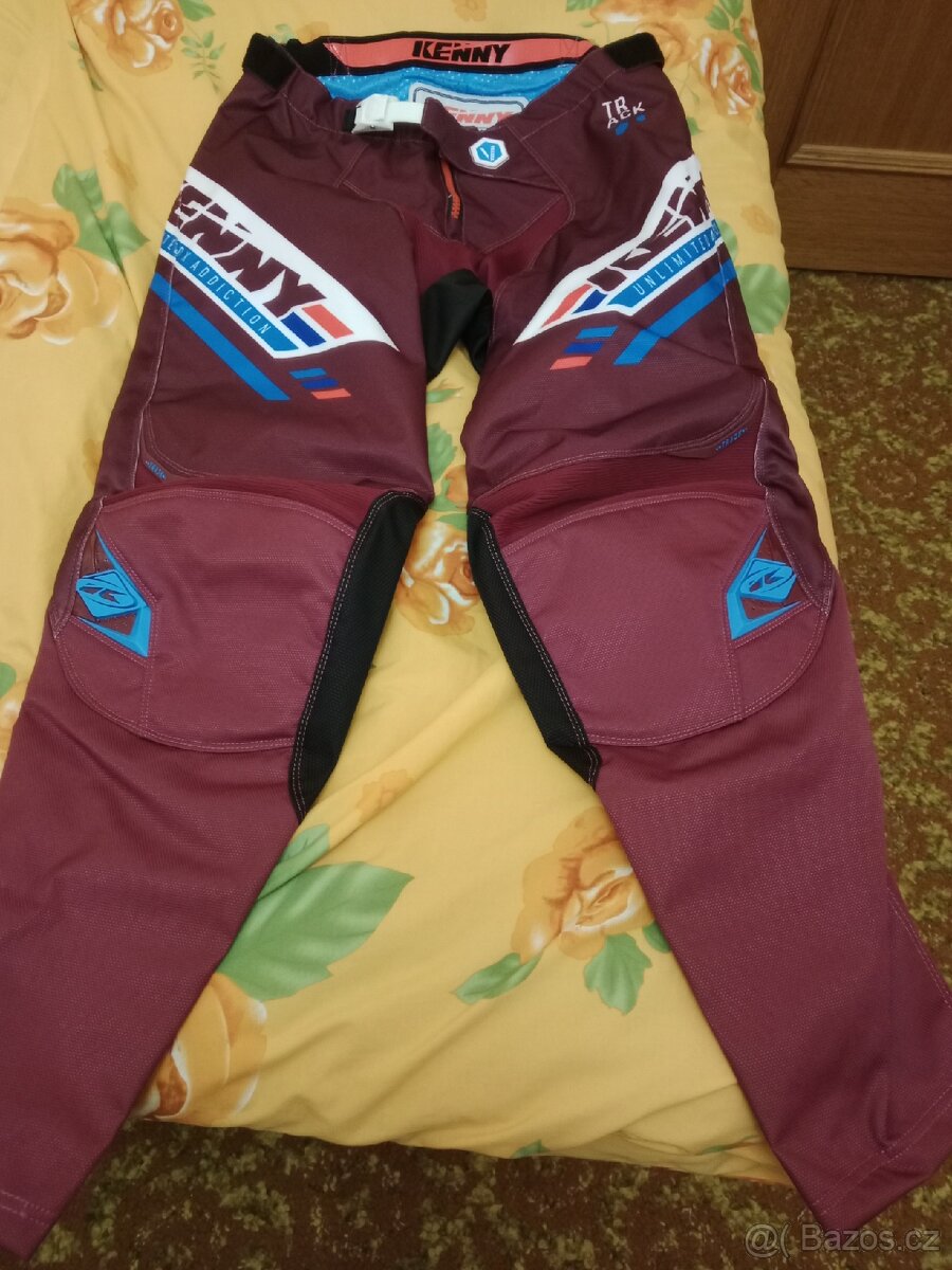 Prodám nové kalhoty...