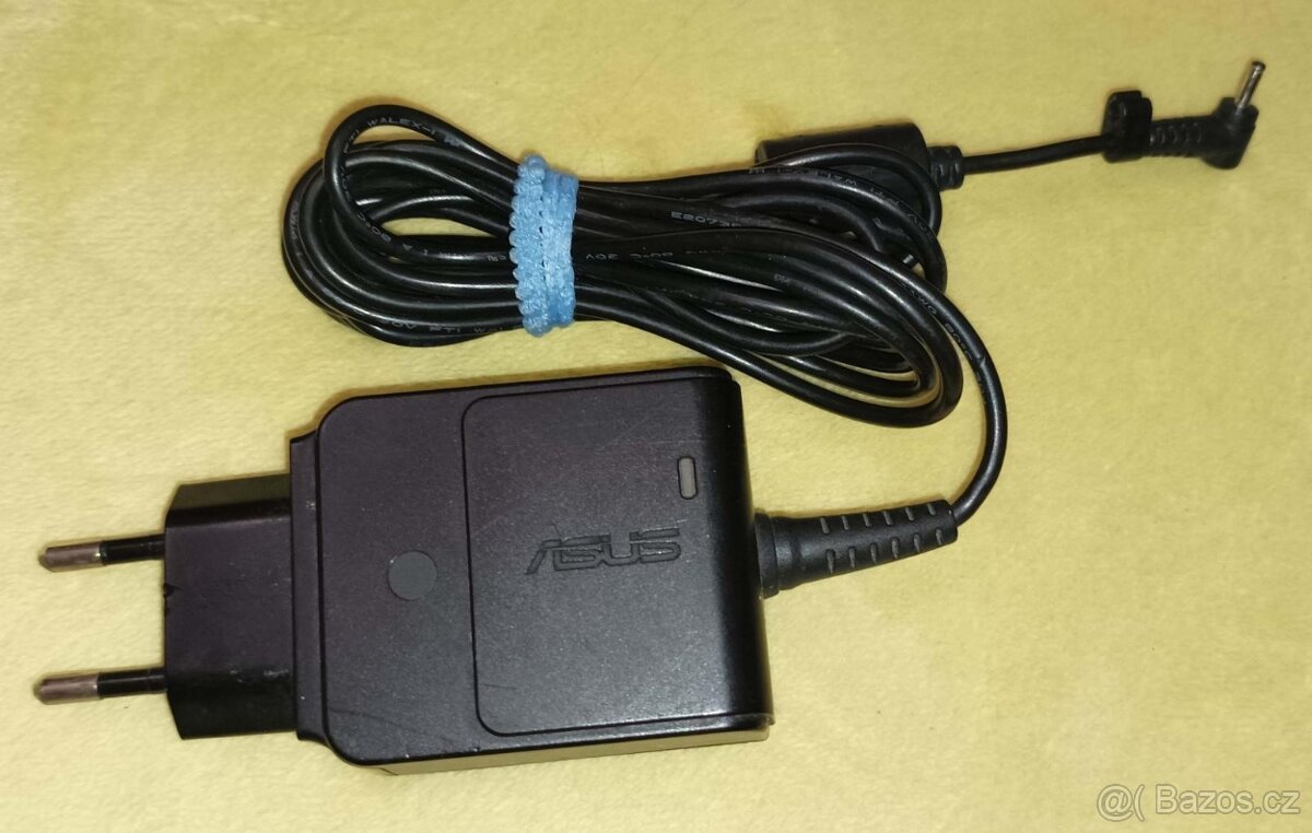 Originální ASUS 30W 19V AC Adaptér Nabíječka