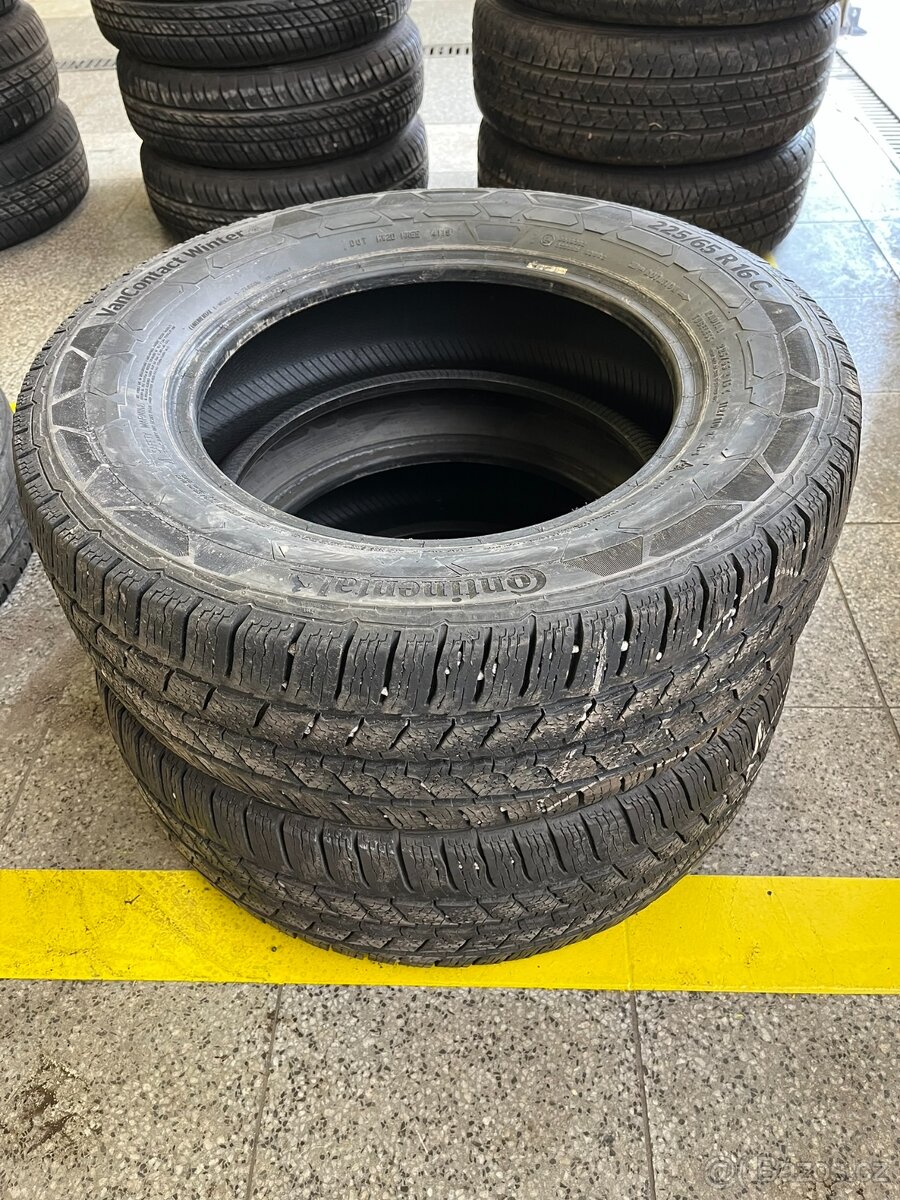 Pneu Continental ContiVan Contact 100 zimní 2 ks
