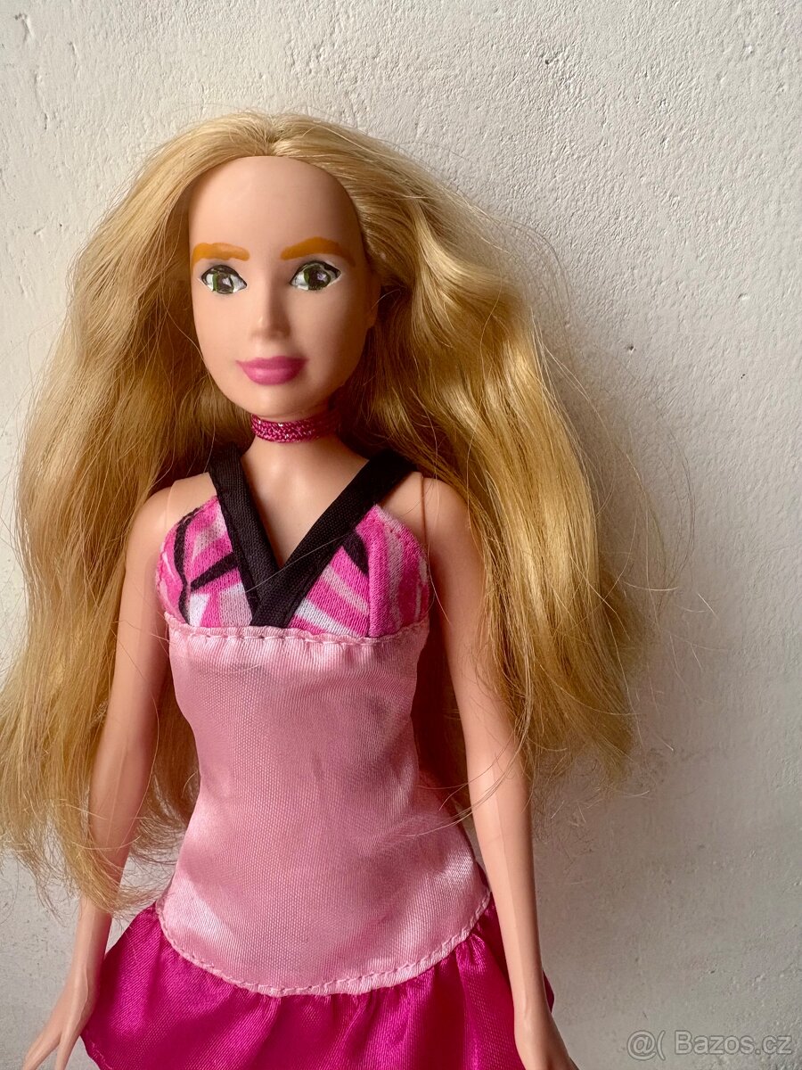 Barbie s premalovanym oblicejem