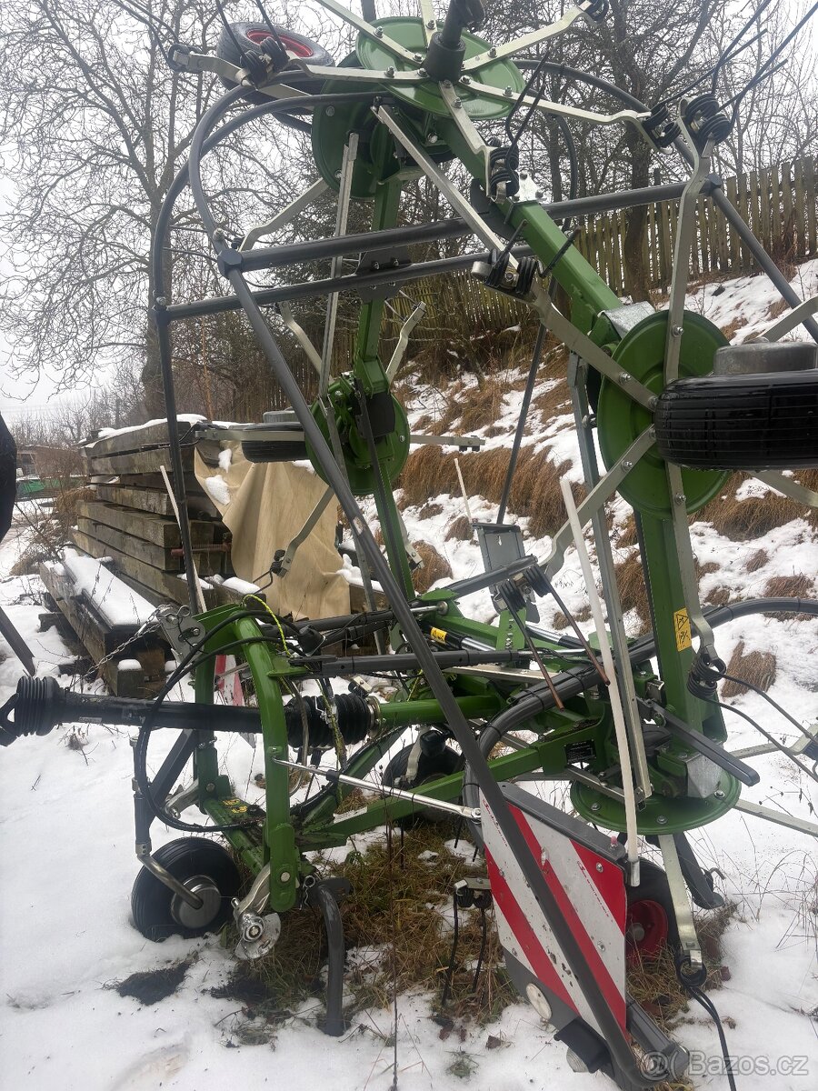 Obraceč sena Fendt twister 7706