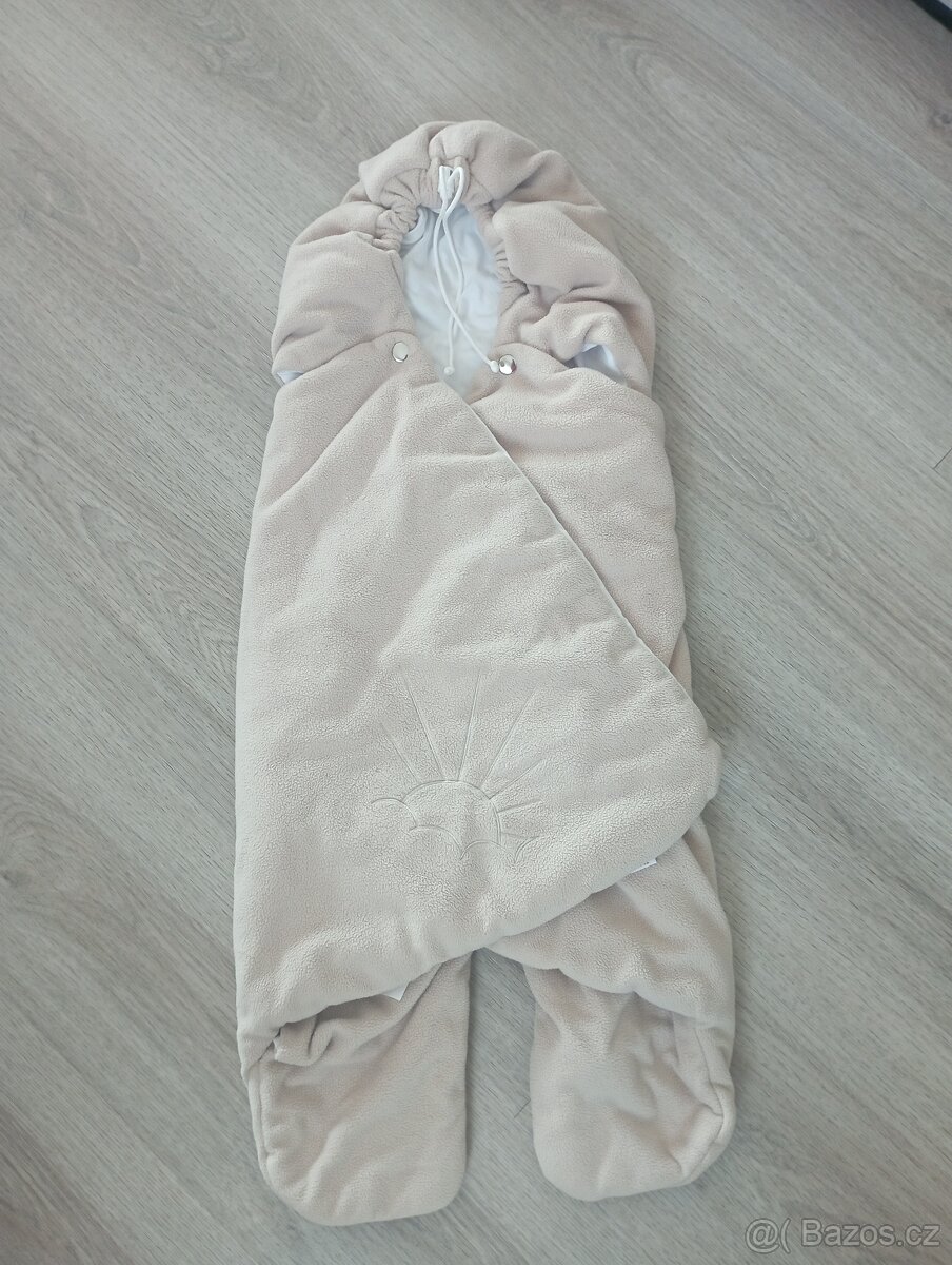 Fusak do autosedačky