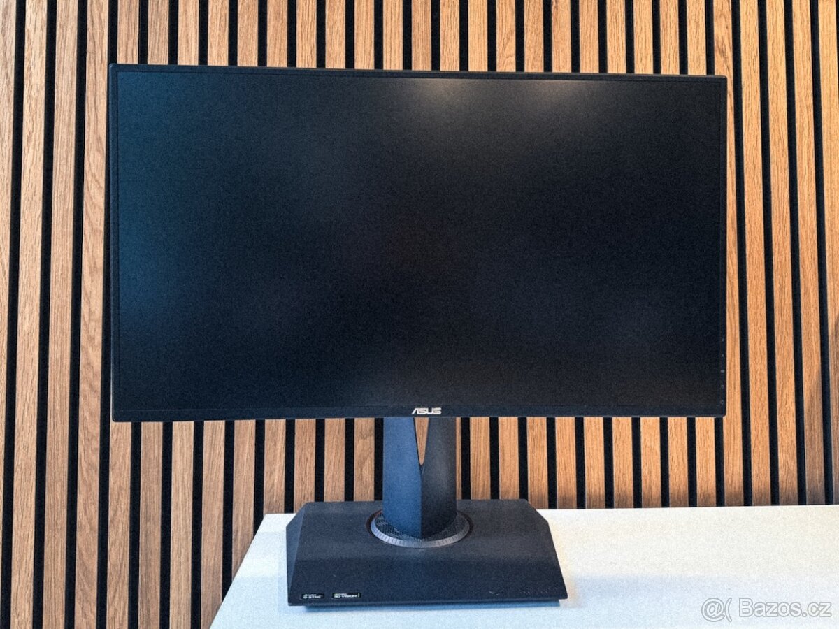 Asus ROG Swift PG278Q (2K, 144Hz, G-Sync, pivot)