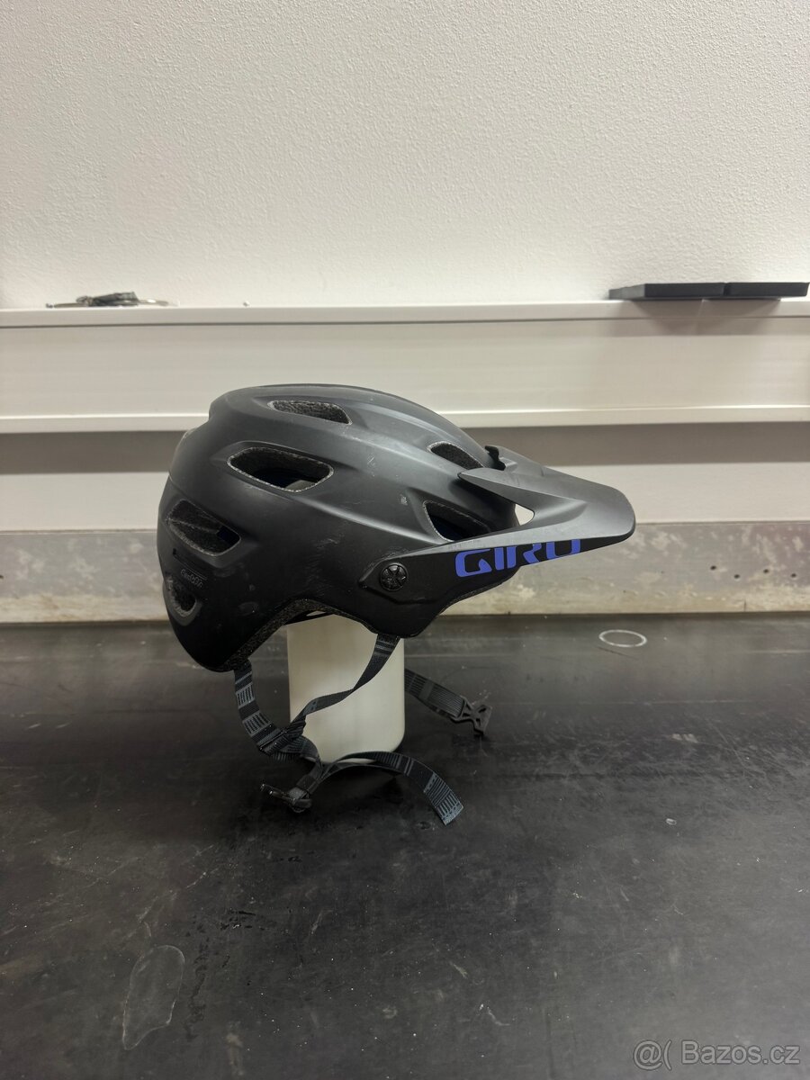 Cyklistická přilba GIRO Cartelle MIPS (Velikost S)