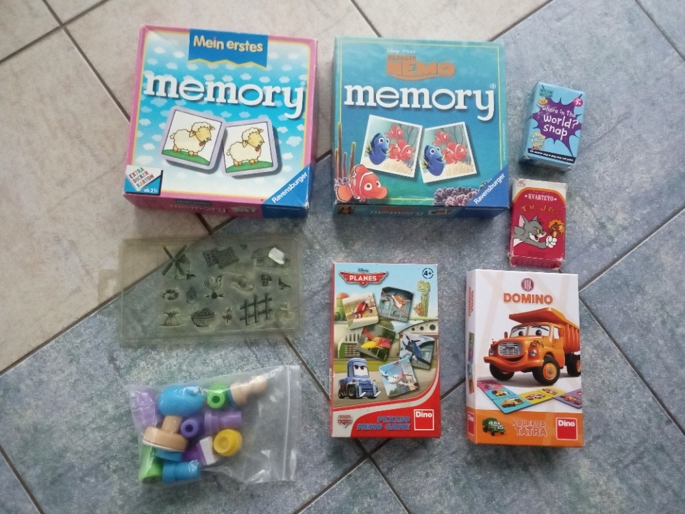 Dřevěné hračky, puzzle, pexeso, domino, motorická hra
