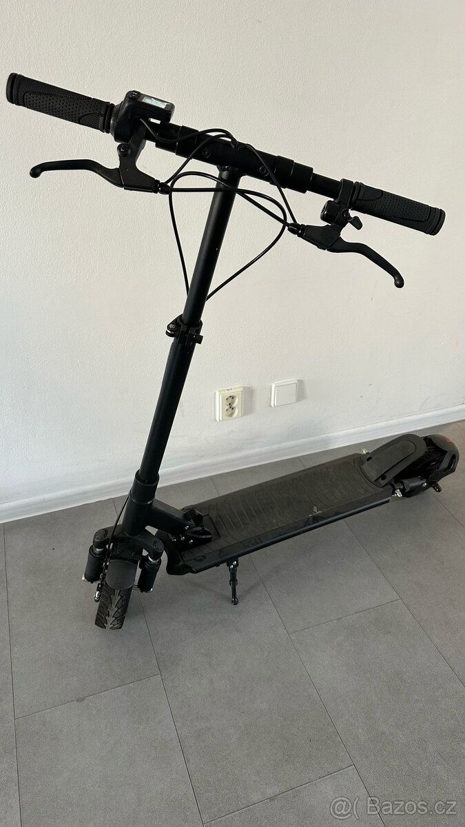 Elektrokoloběžka Gyroor H40