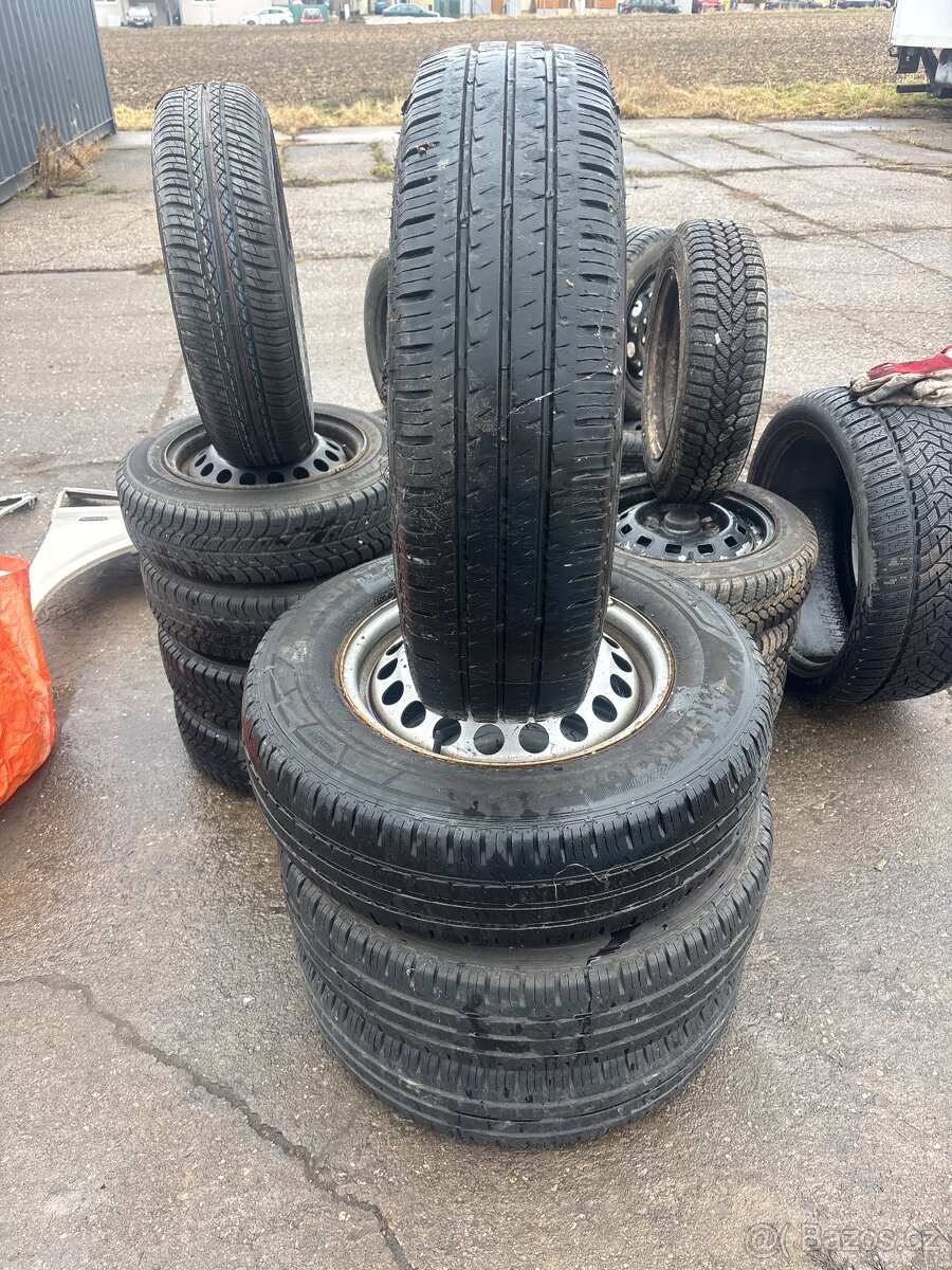 Letni sada kol Mercedes Benz Sprinter