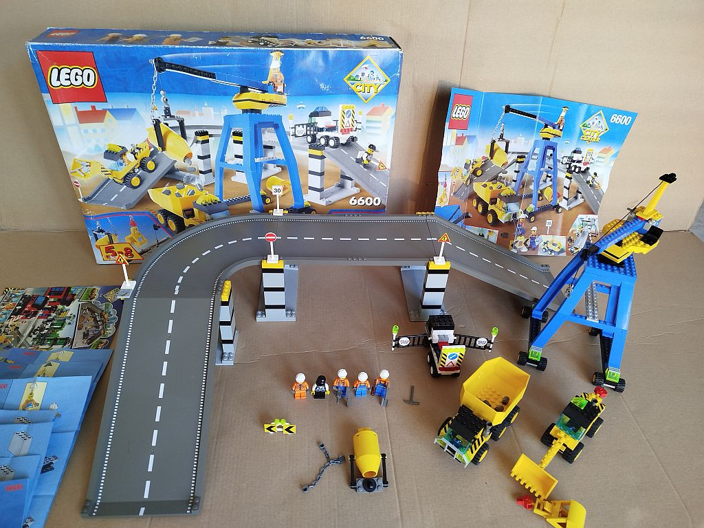 Lego 6600 Highway Construction