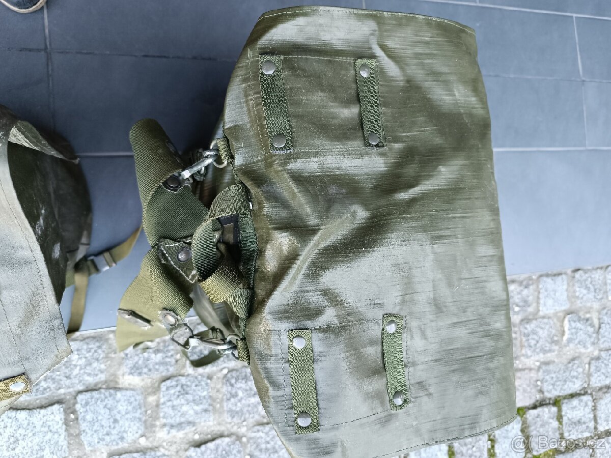 Vojenský batoh 2 ks