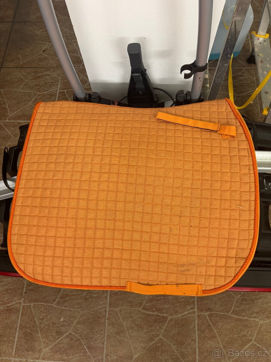 Drezurní podsedlovka