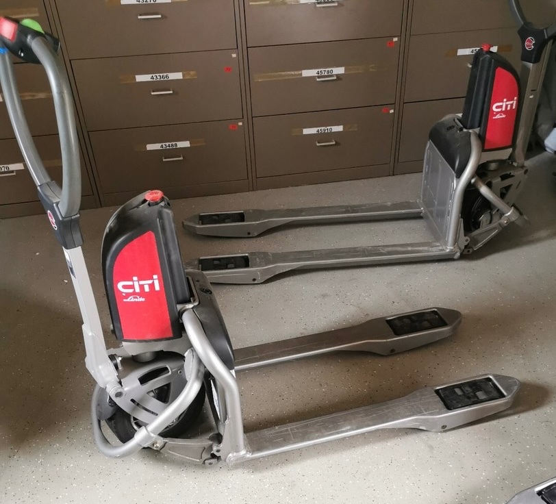 Elektrický AKU paletový vozík