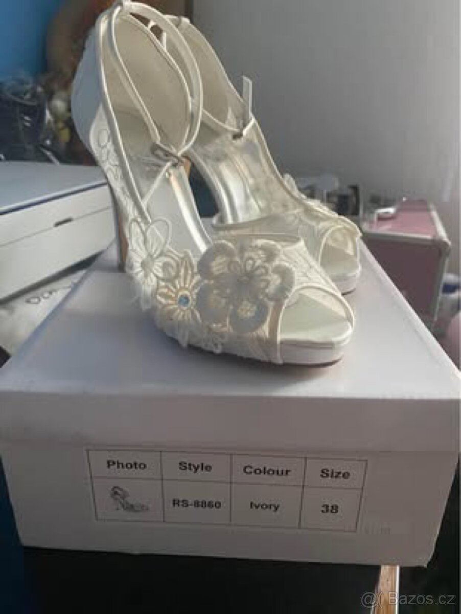 Svatební boty