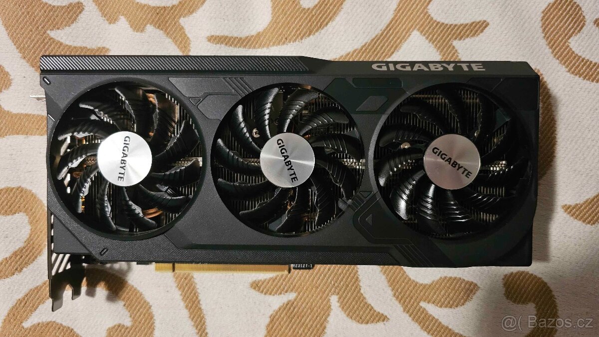 GIGABYTE GeForce RTX 4070 SUPER 12GB