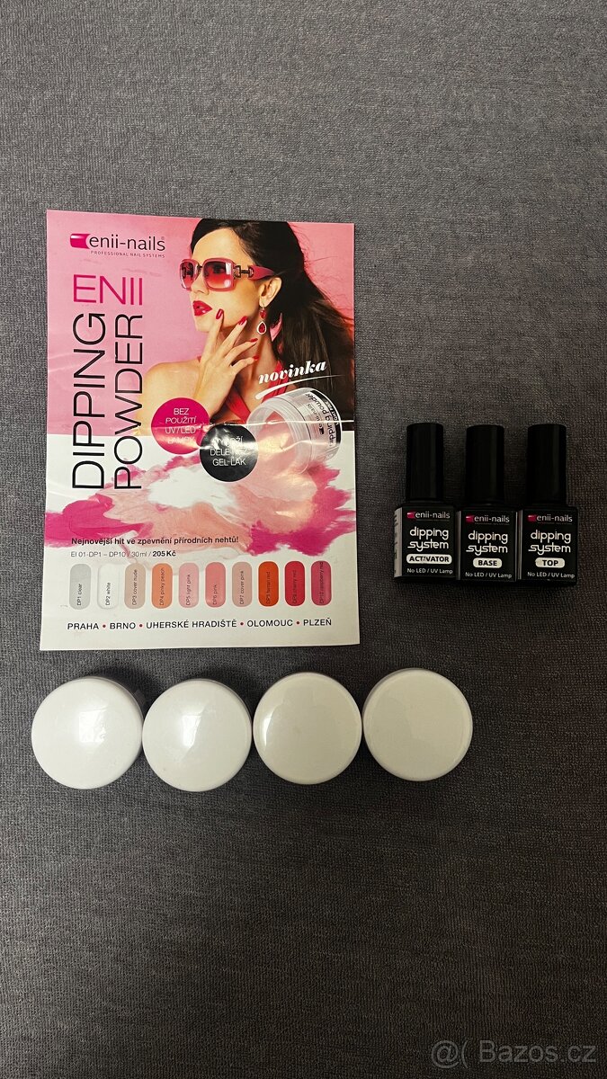 Kompletní sada na nehty na dipping systém