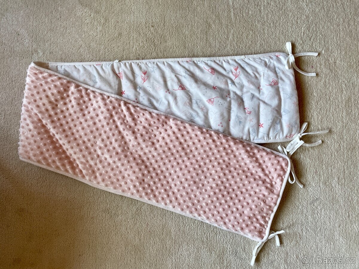 Mantinel do dětské postýlky