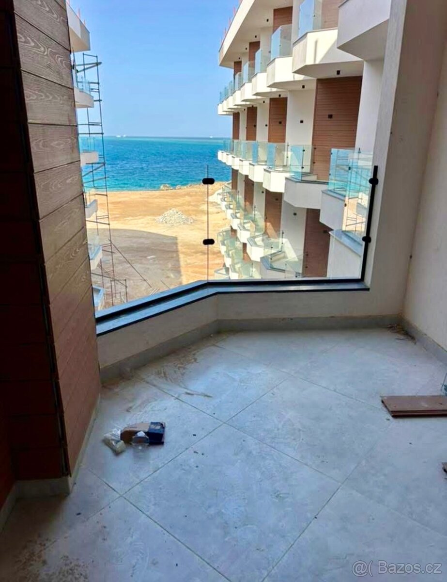 Na prodej apartmán přímo u moře v Egyptě