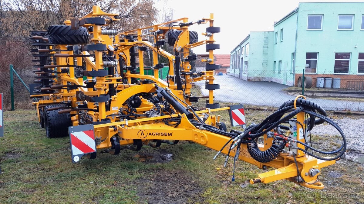 Prodám kultivátor AGRISEM Vibromulch 6m