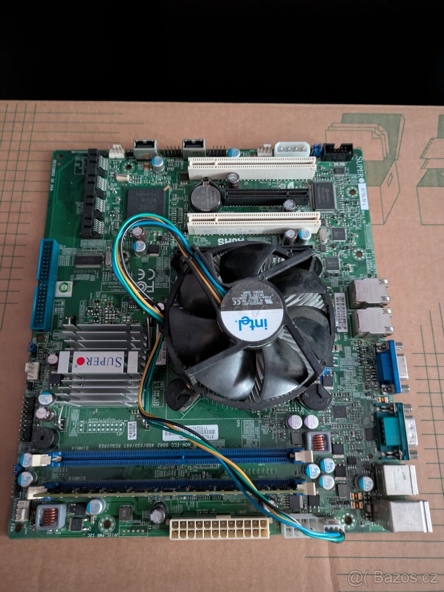 Základní deska Supermicro X7SLM-L s příslušenstvím