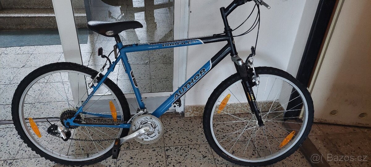 Prodám 3 kola - pouze vše dohromady