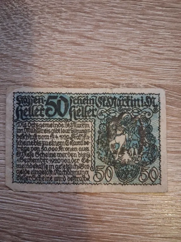 50 feniků