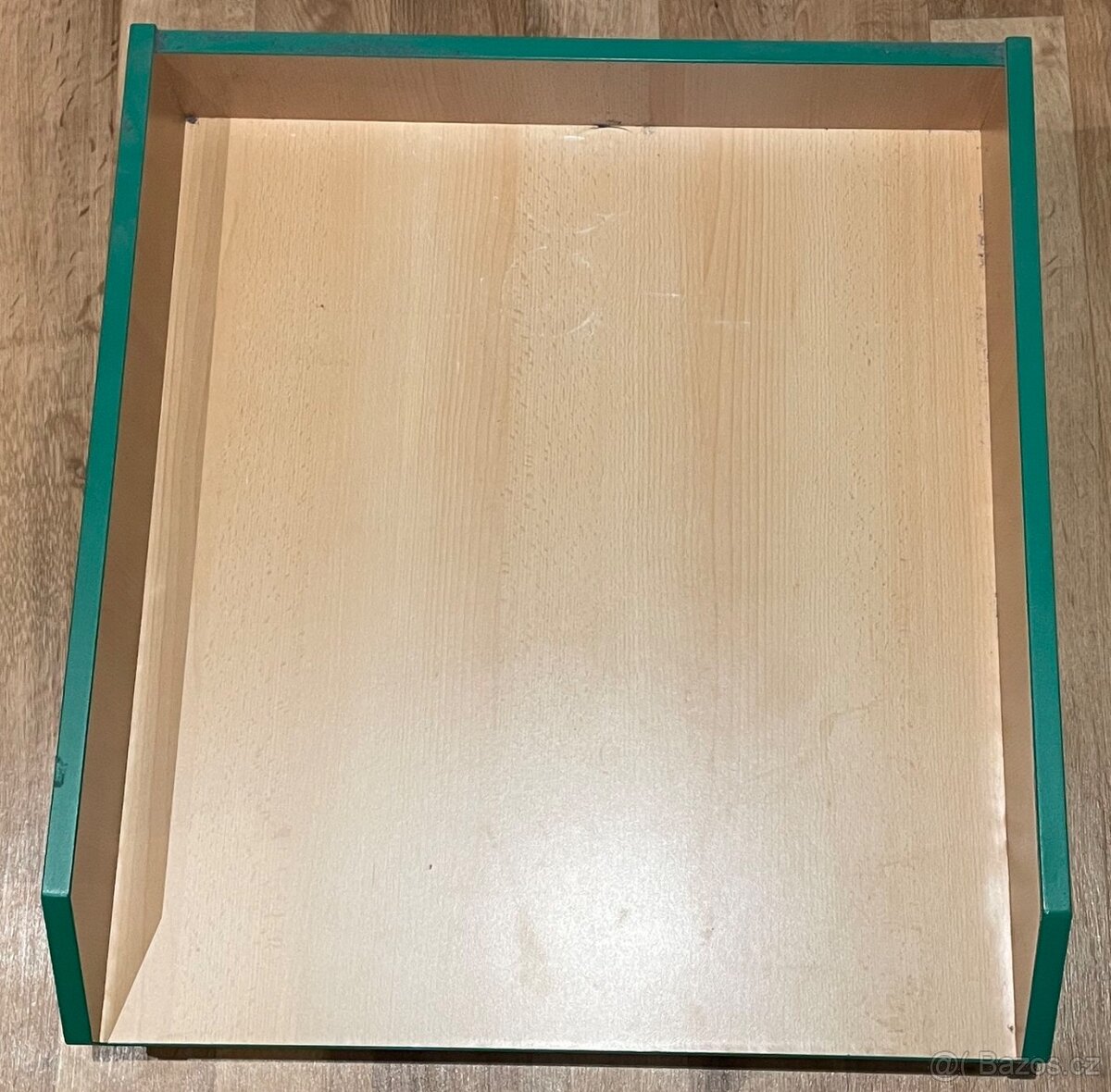 přebalovací pult - dřevěný na pračku