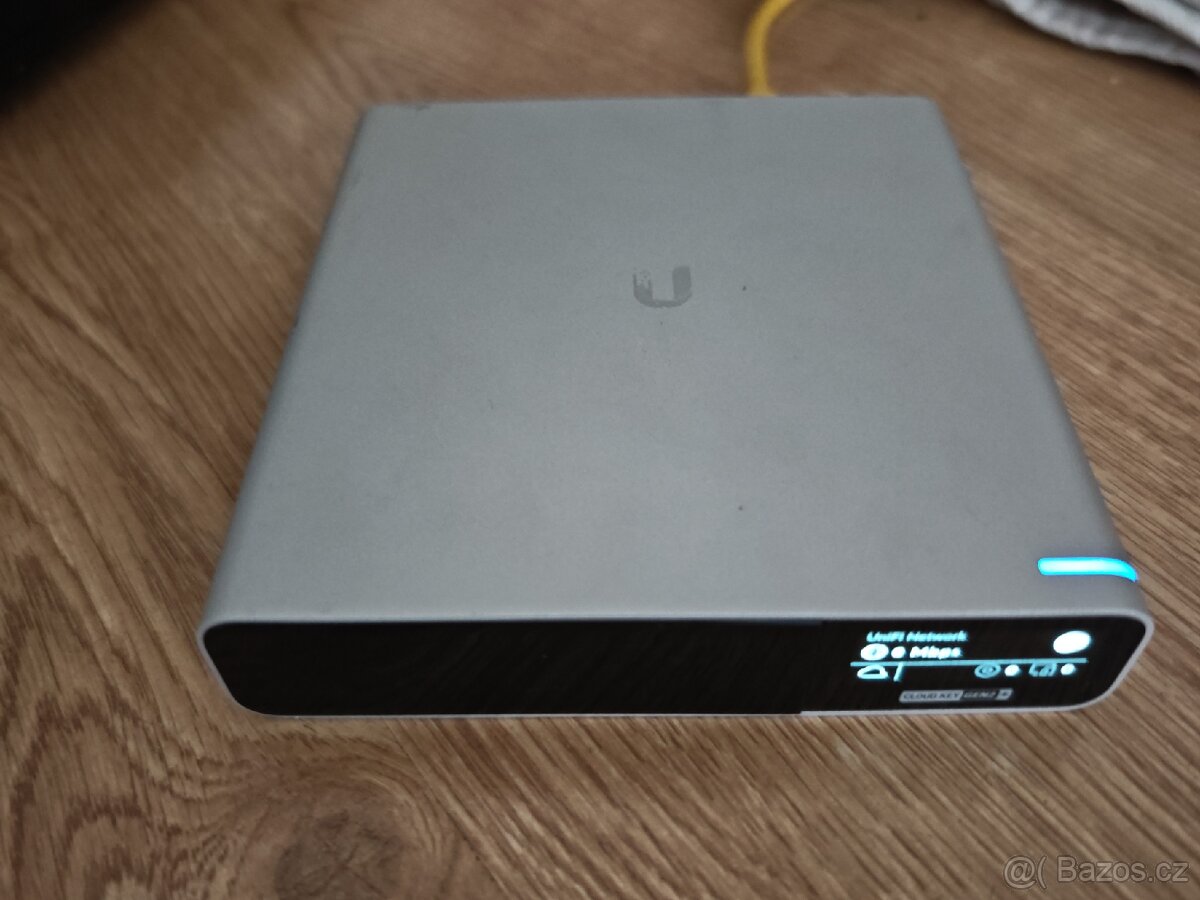 Unifi CloudKey s 1TB HDD G2+