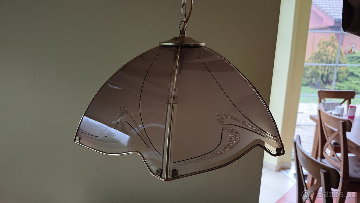 Prodám skleněný lustr ( stropní světlo)