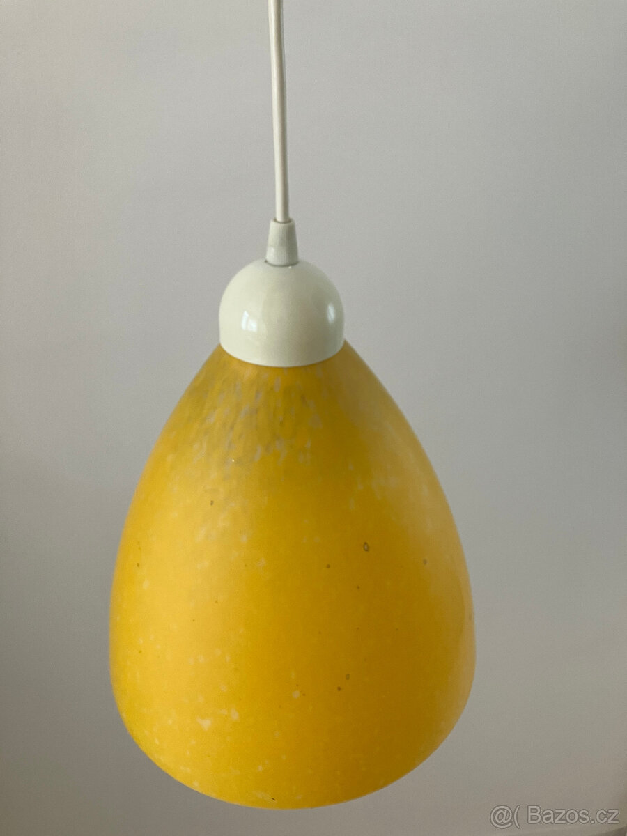 Lustr skleněný žlutý