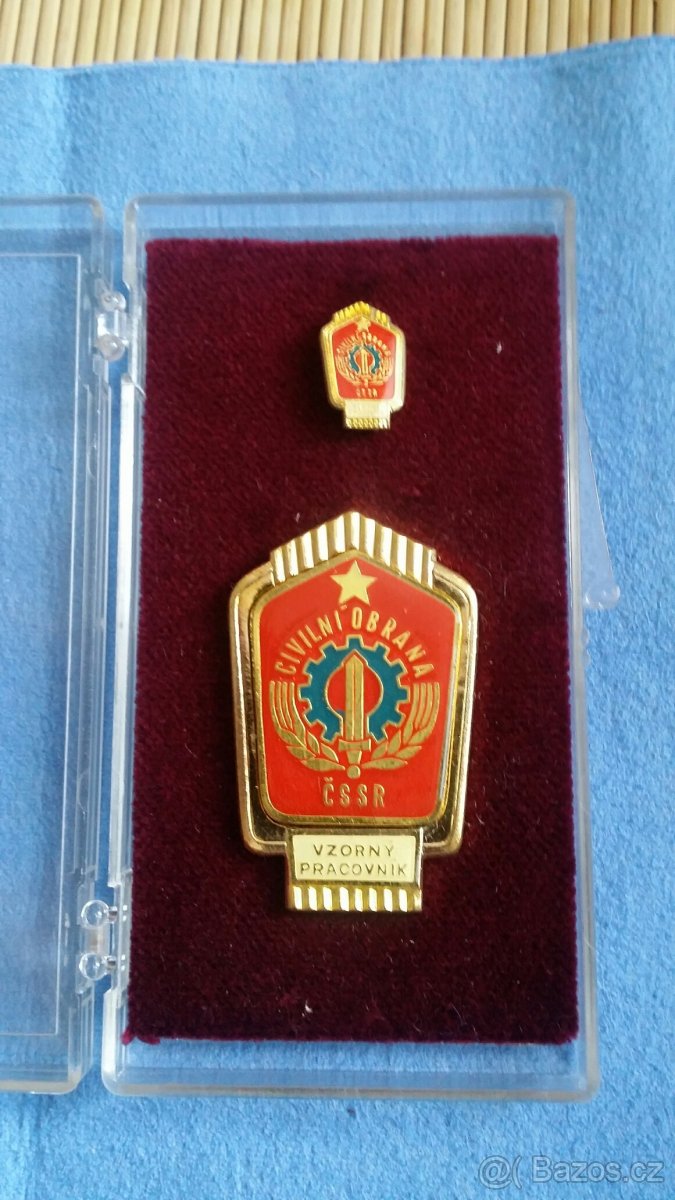 CIVILNÍ OBRANA - ODZNAK