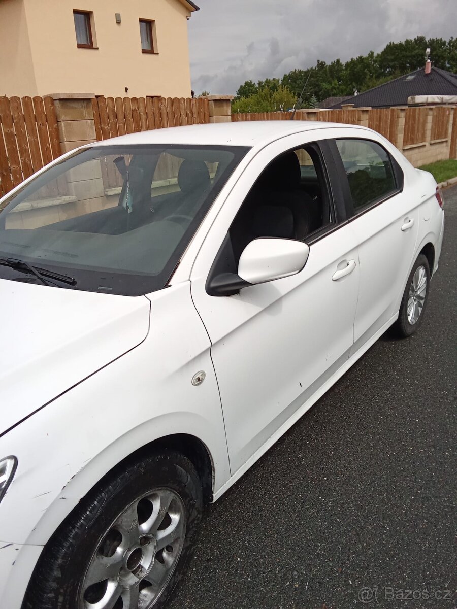 Peugeot 301