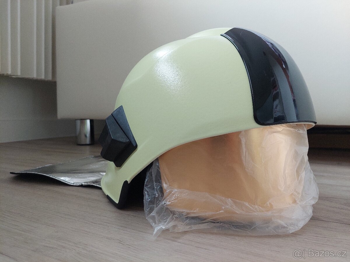 Hasičská přilba Dräger