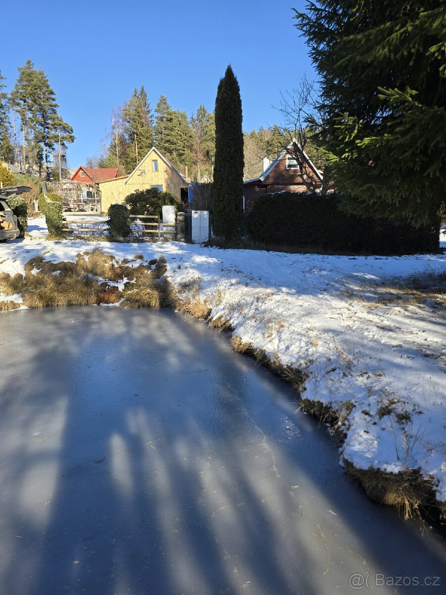 Vymenim chaticku Lipensko za okres CB CK PT