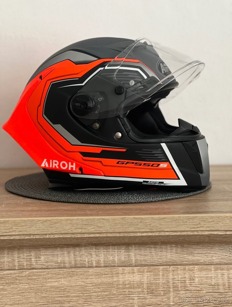 Přilba Airoh GP 550 S vel.