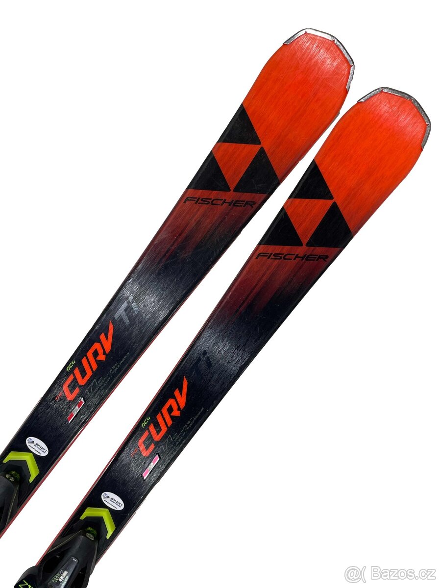 Carvingové lyže FISCHER RC4 THE CURV Ti