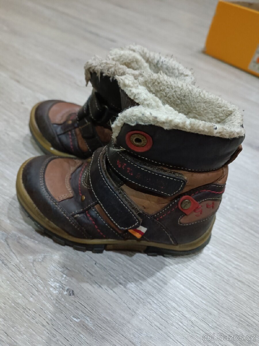 Zimní boty velikost 26