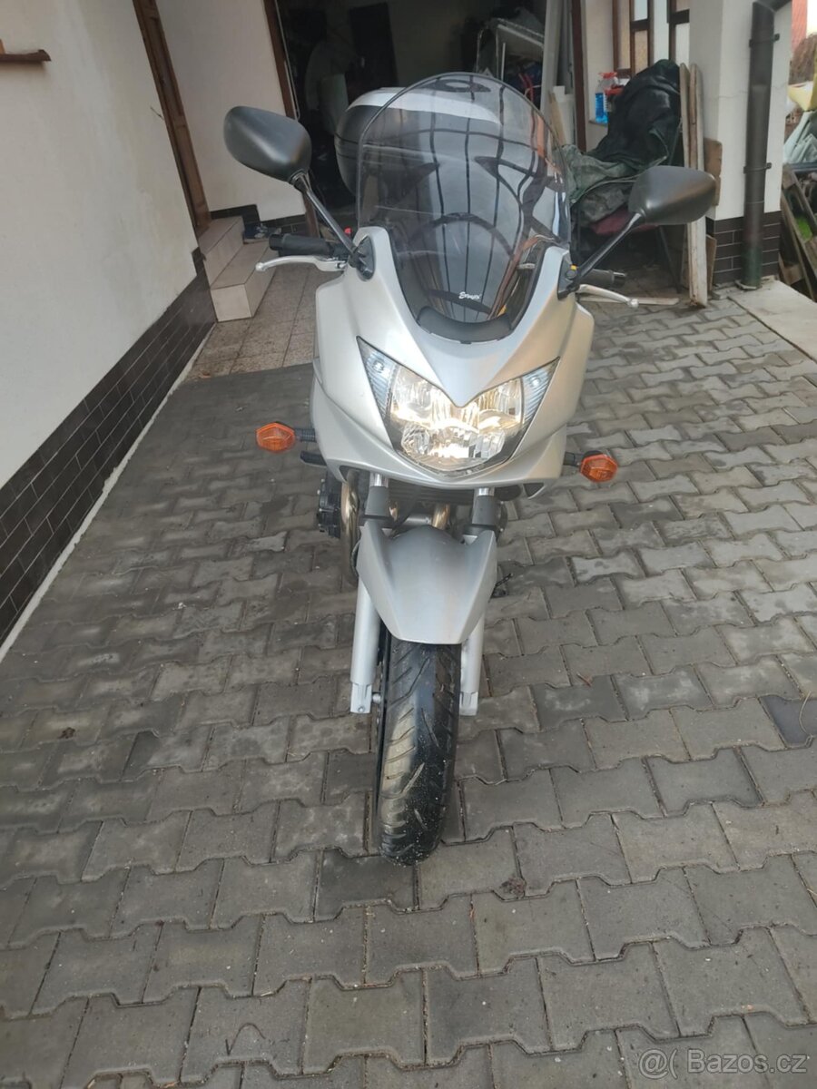 SUZUKI Bandit 650s