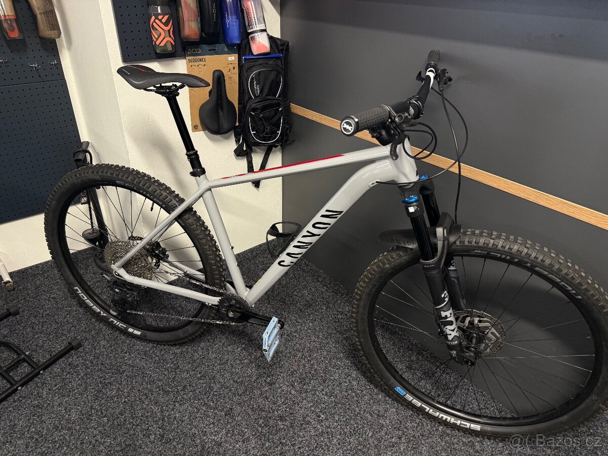 Canyon Grand Canyon 8 2023 velikost L FOX XT